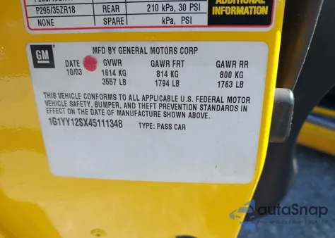 2004 Chevrolet Corvette Z06 Hardtop z USA, uszkodzony, nr VIN 1G1YY12SX45111348